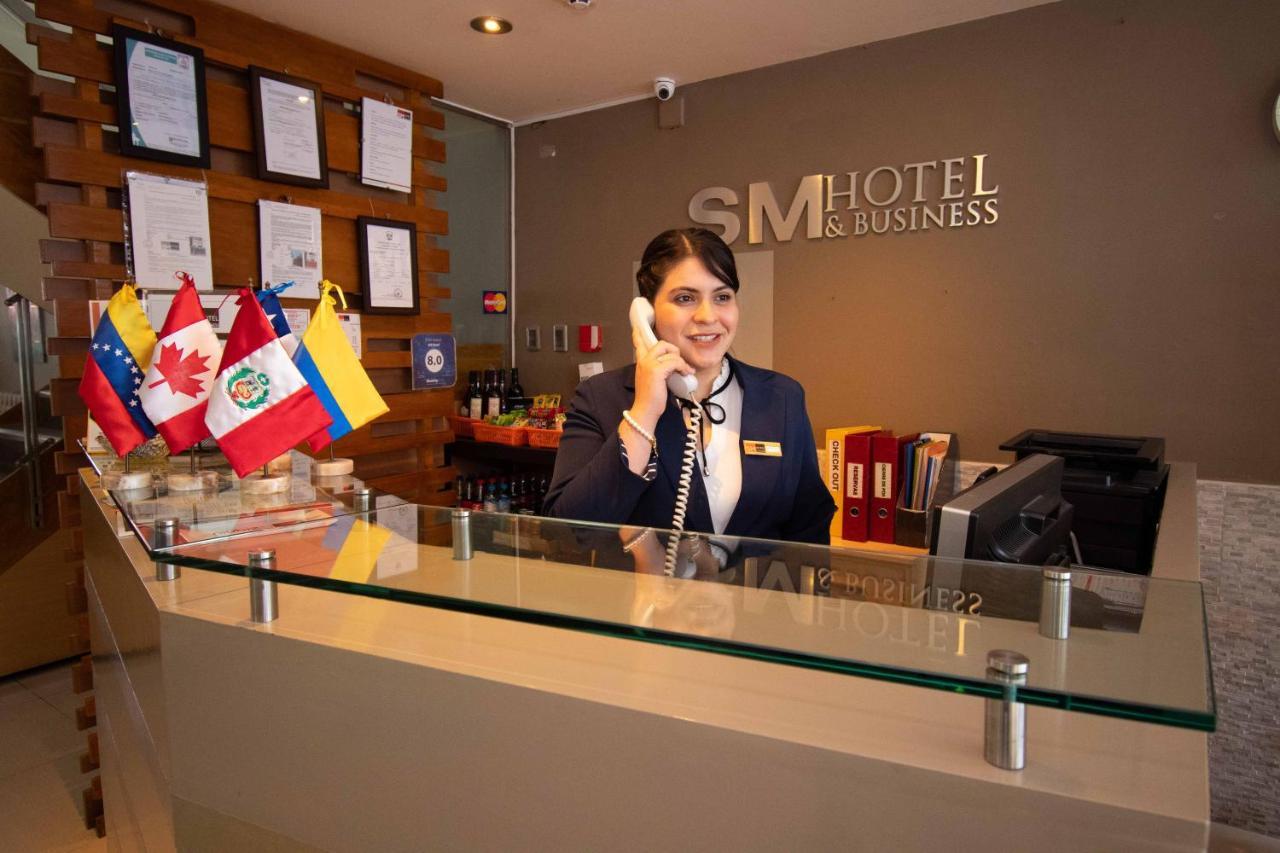 Sm Hotel Lima Bagian luar foto