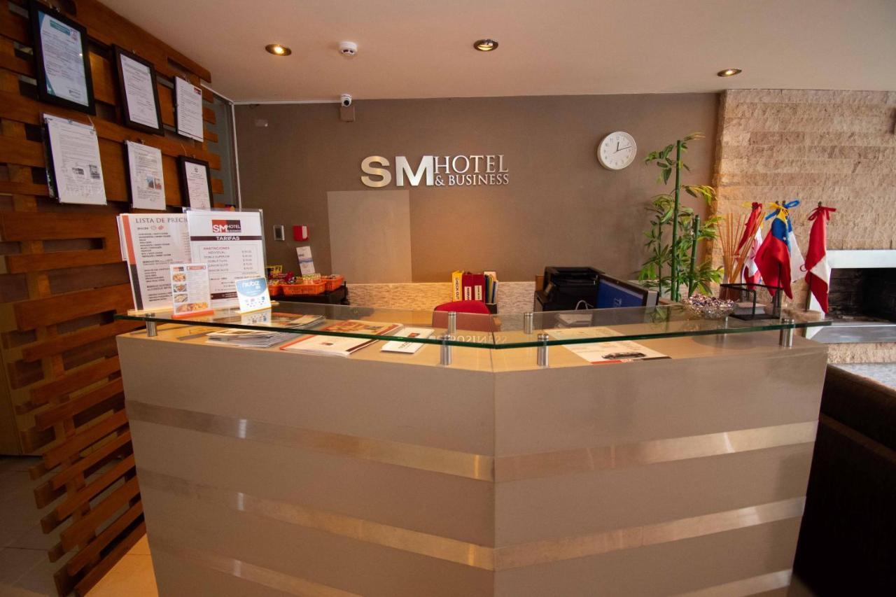 Sm Hotel Lima Bagian luar foto