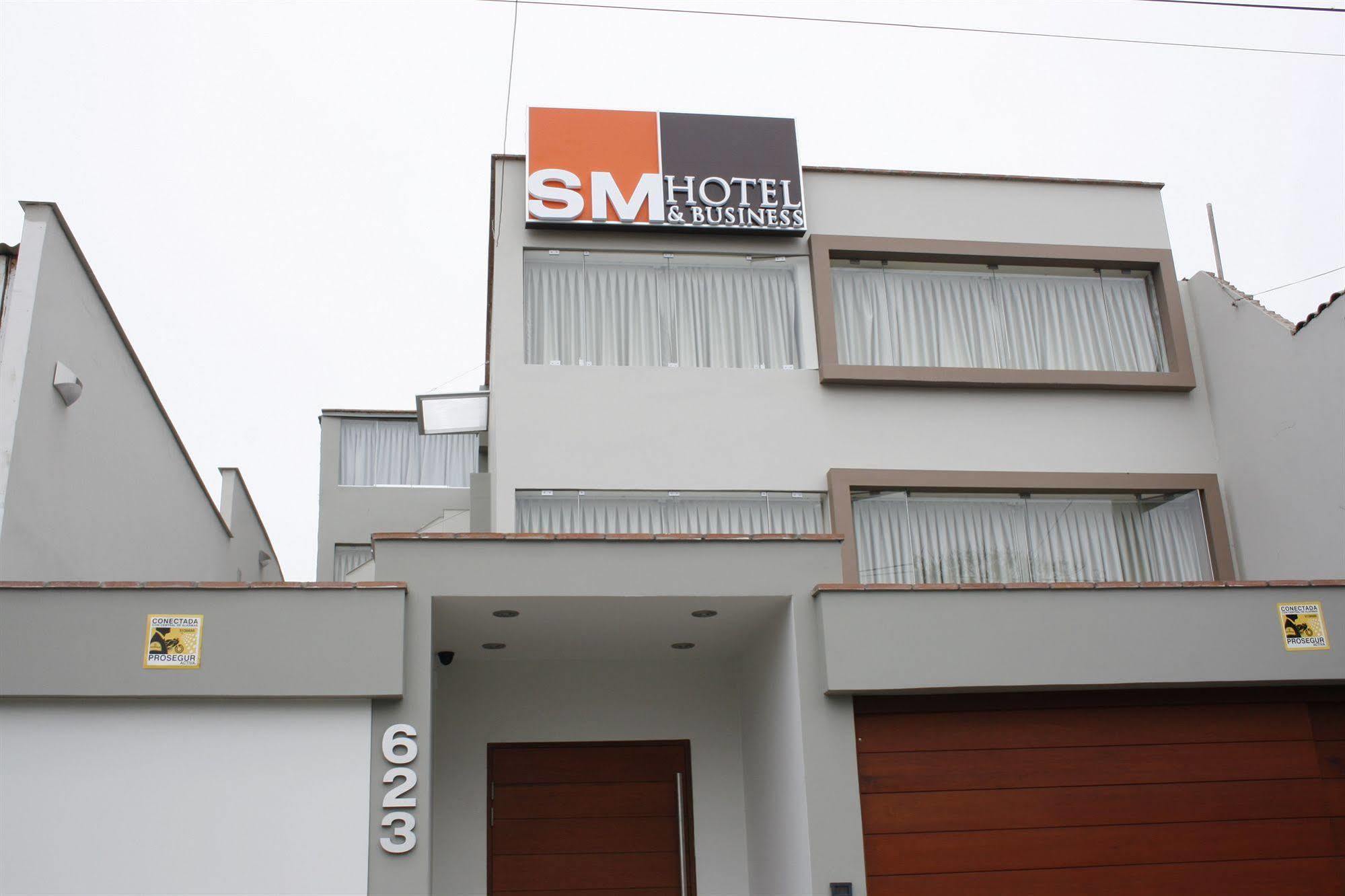 Sm Hotel Lima Bagian luar foto